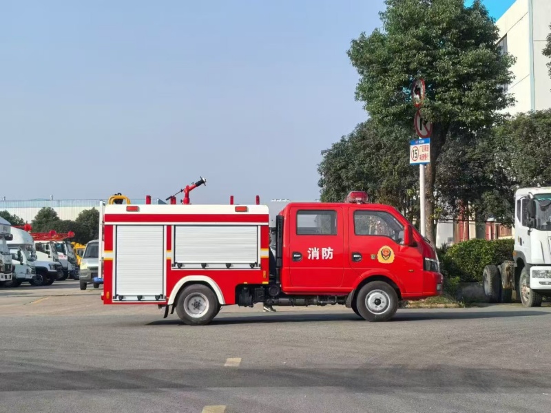 �|�L;���{���p��ˮ������܇